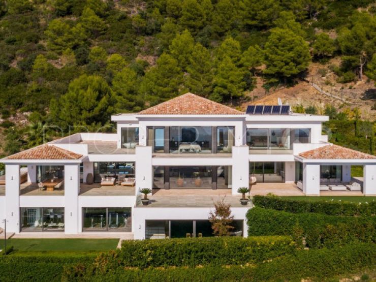 Villa with 9 bedrooms for sale in Cascada de Camojan, Marbella Golden Mile | Key Real Estate