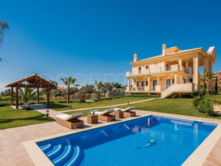 Villa for sale in Altos de Puente Romano, Marbella Golden Mile | Luxury Villa Sales