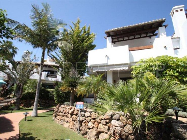 Adosado en Mirador del Paraiso, Benahavis | Magna Estates