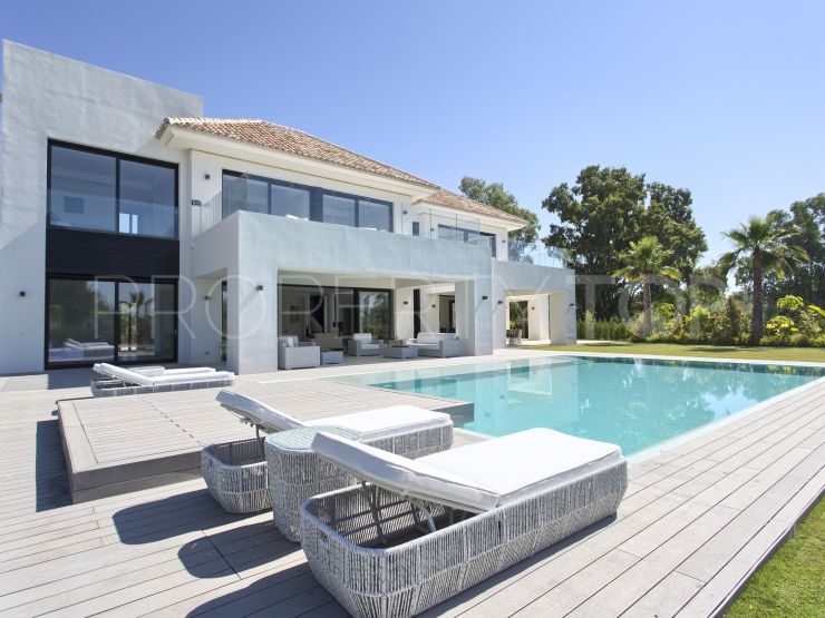 For sale Casasola villa with 5 bedrooms | Benimar Real Estate