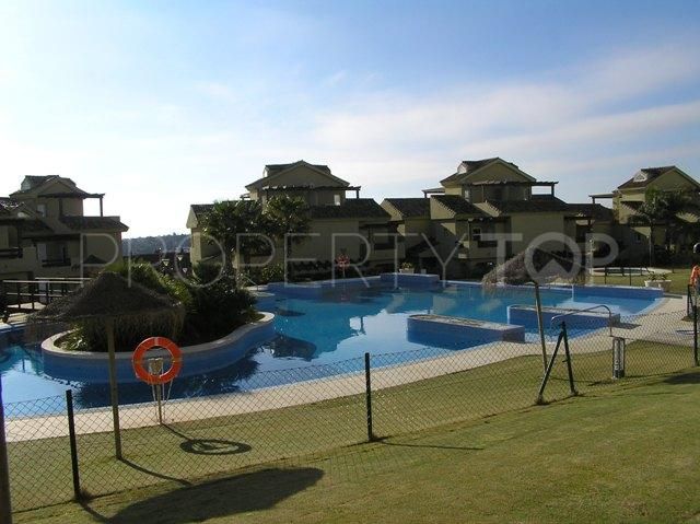 Apartment with 2 bedrooms for sale in Pueblo Nuevo de Guadiaro | Consuelo Silva Real Estate