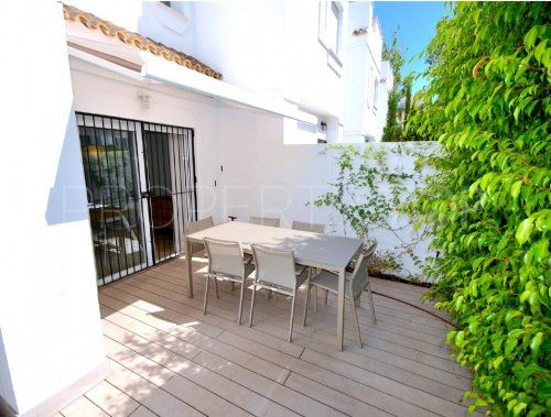 For sale Los Naranjos de Marbella 3 bedrooms town house | Inmobiliaria Luz