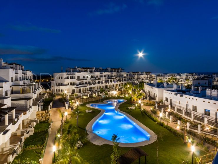 Duplex penthouse in La Resina Golf, Estepona | Discount Property Center