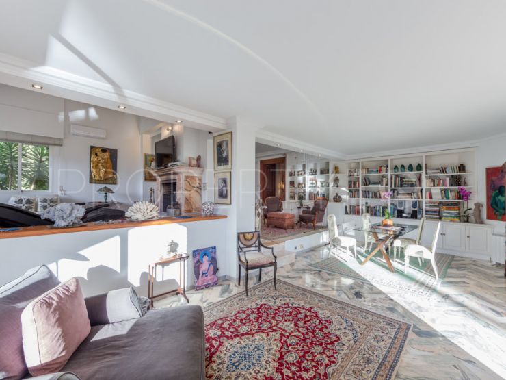 6 bedrooms villa in Benahavis | Gilmar Estepona
