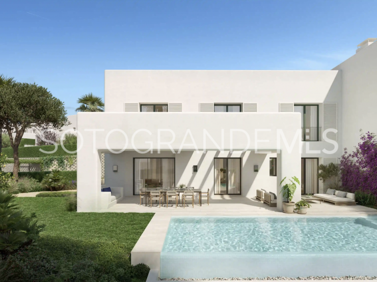 Pareado en venta en Los Albares con 4 dormitorios | Ondomus