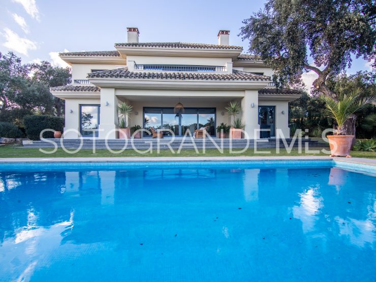 Villa with 6 bedrooms in Sotogrande Alto | Ondomus