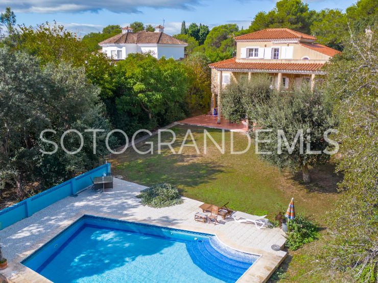 Villa with 6 bedrooms in Zona D | Ondomus