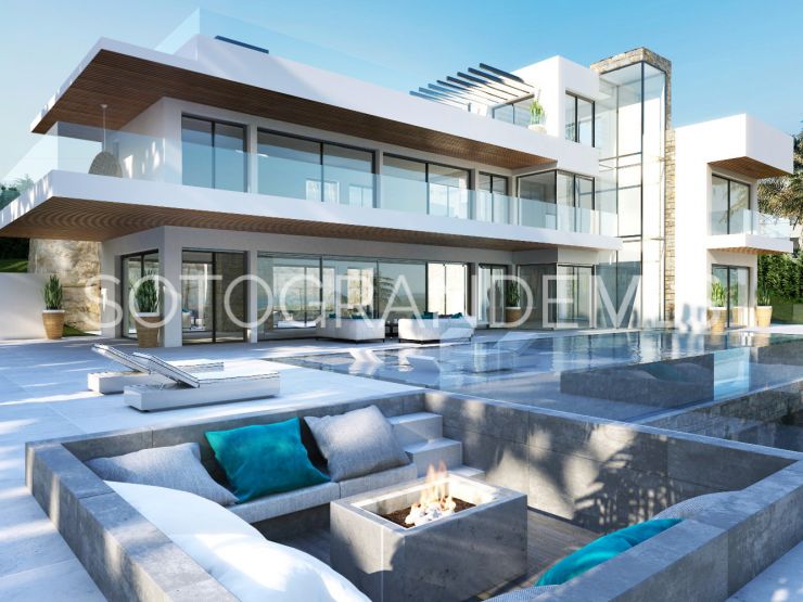 Villa for sale in Zona M with 5 bedrooms | Ondomus