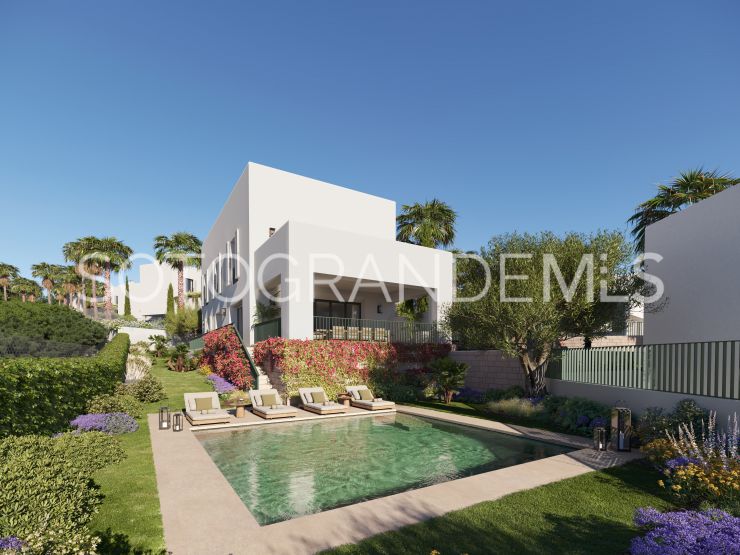 Villa a la venta en Los Albares con 4 dormitorios | Ondomus