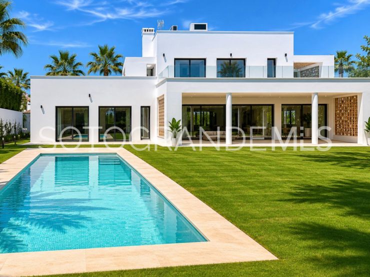 Sotogrande Costa, villa en venta | Coast Estates Sotogrande
