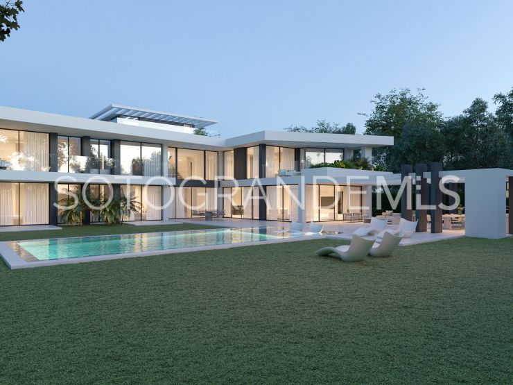 Reyes y Reinas, Sotogrande Costa, villa en venta con 5 dormitorios | Rob Laver Property Consultants