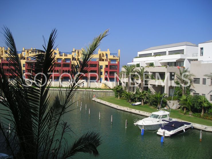 Marina de Sotogrande, apartamento con 2 dormitorios en venta | Sotogrande Properties by Goli