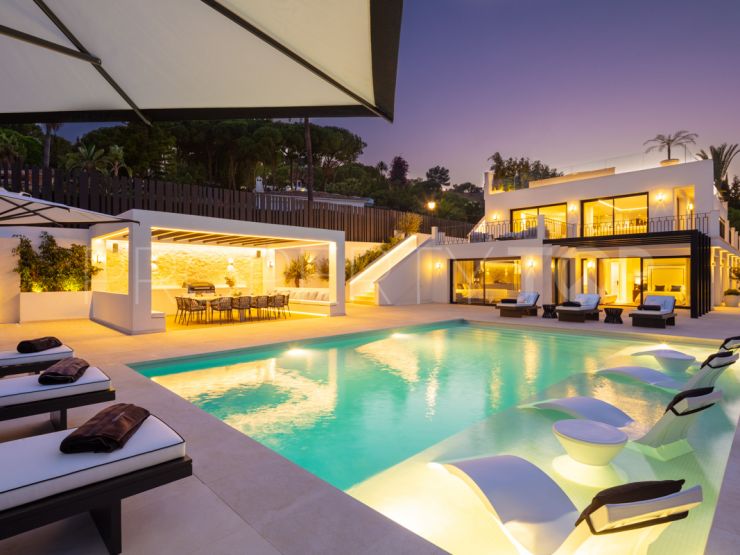 For sale villa in Marbella with 5 bedrooms | Mitchell’s Prestige Properties