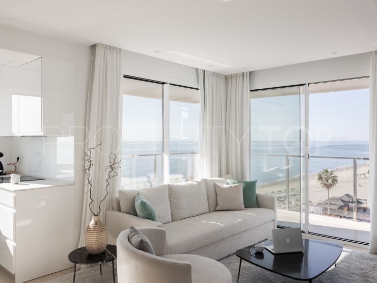 Apartment for sale in Estepona Playa with 2 bedrooms | Strand Properties