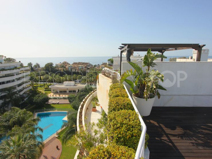 El Embrujo Banús 4 bedrooms duplex penthouse for sale | Strand Properties
