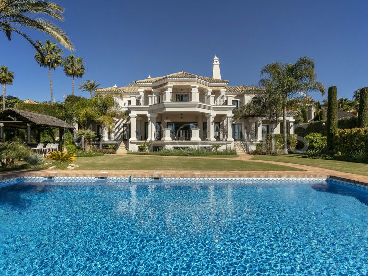 6 bedrooms villa in Beach Side Golden Mile for sale | Engel Völkers Marbella