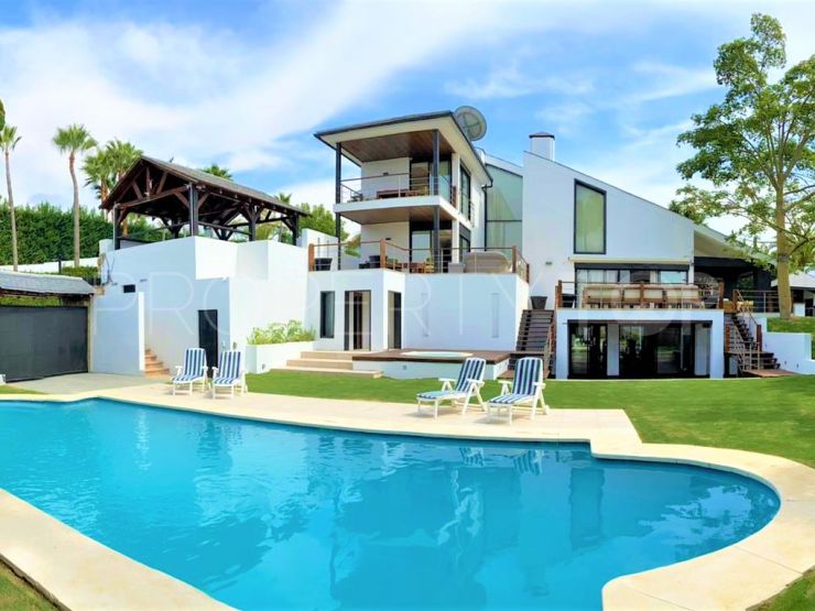 Nueva Andalucia 6 bedrooms villa for sale | Engel Völkers Marbella
