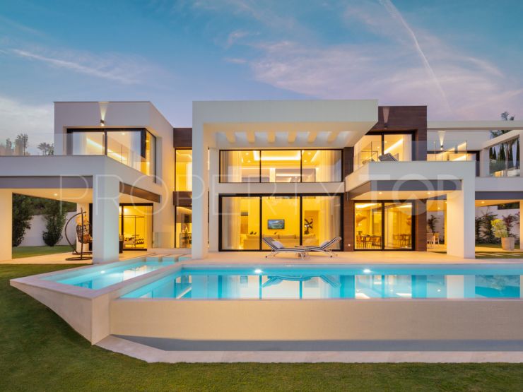 Buy La Cerquilla villa with 5 bedrooms | Terra Meridiana