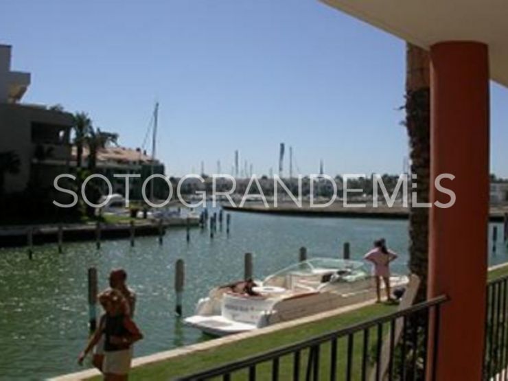 Isla Carey, Marina de Sotogrande, apartamento a la venta de 3 dormitorios | Kristina Szekely International Realty