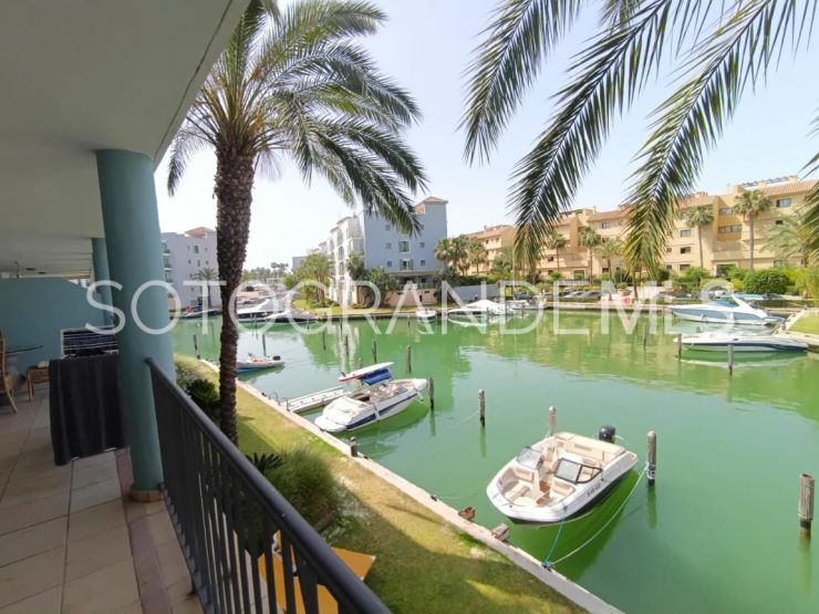 Apartamento en venta en Isla Carey | Kristina Szekely International Realty