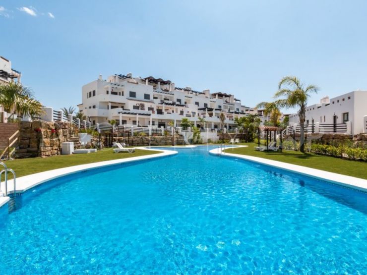 Apartment in Estepona with 2 bedrooms | Crownleaf Estates