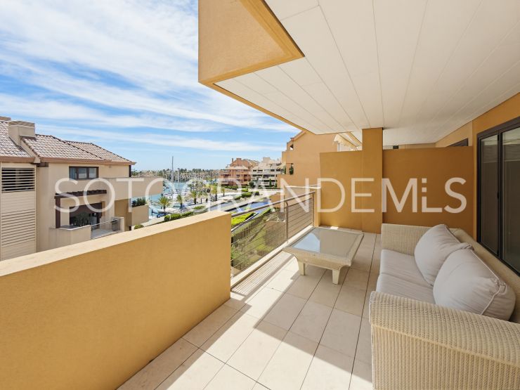 Marina de Sotogrande, apartamento de 3 dormitorios en venta | Open Frontiers