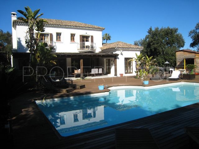 Villa for sale in Sotogrande Alto Central | Peninsula Properties