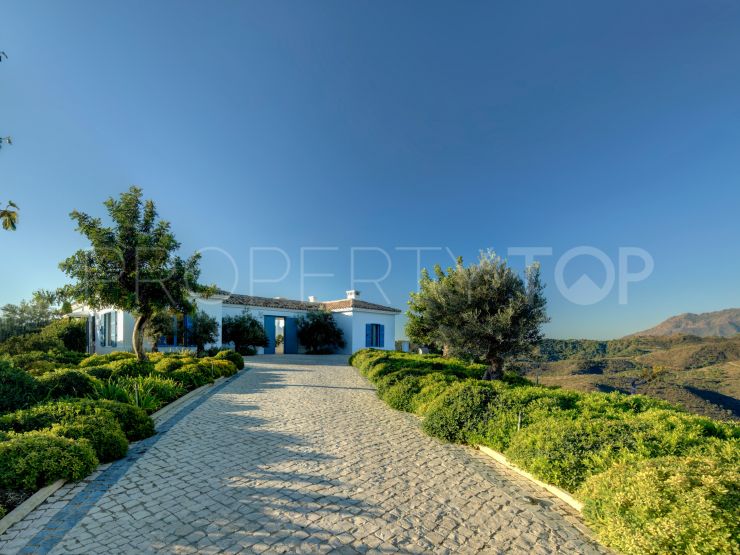 4 bedrooms Monte Mayor villa for sale | DM Properties