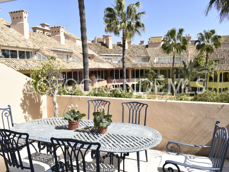 Buy penthouse with 3 bedrooms in Sotogrande Puerto Deportivo | John Medina Real Estate