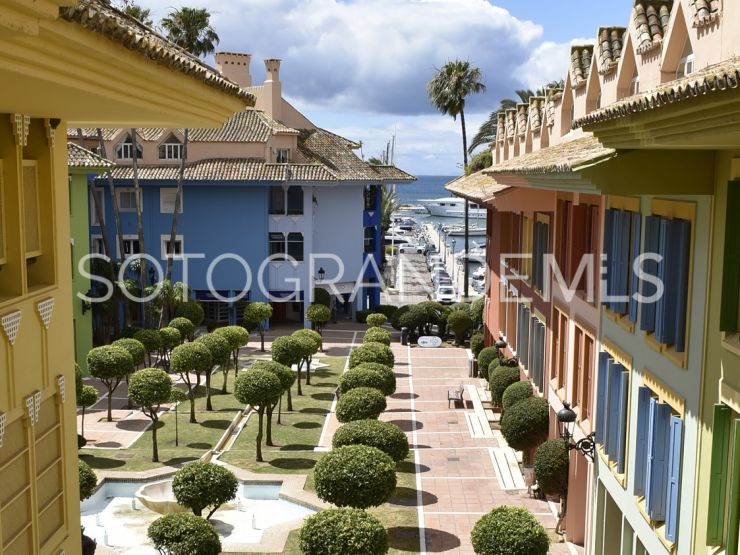 3 bedrooms apartment for sale in Sotogrande Puerto Deportivo | John Medina Real Estate