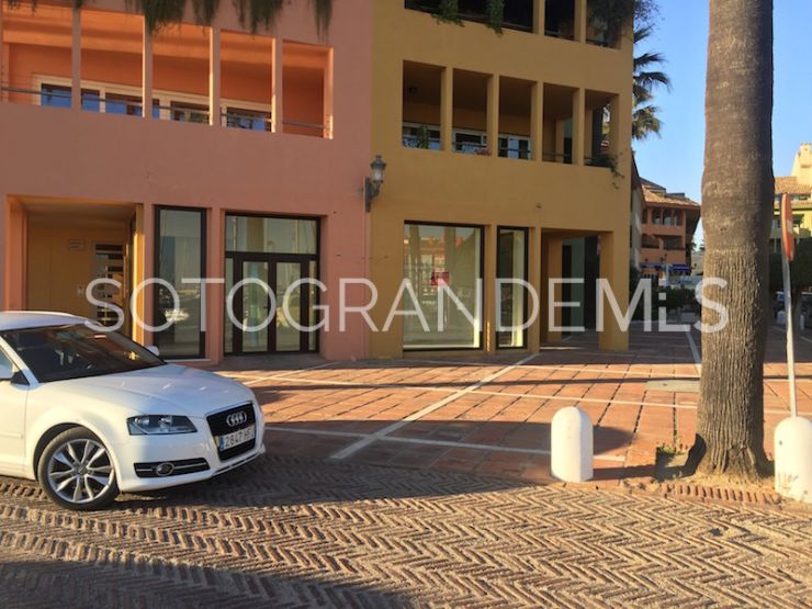 Commercial premises in Sotogrande Puerto Deportivo for sale | John Medina Real Estate