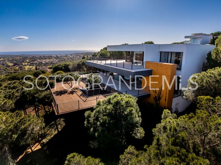 For sale 5 bedrooms villa in Zona G, Sotogrande Alto | John Medina Real Estate