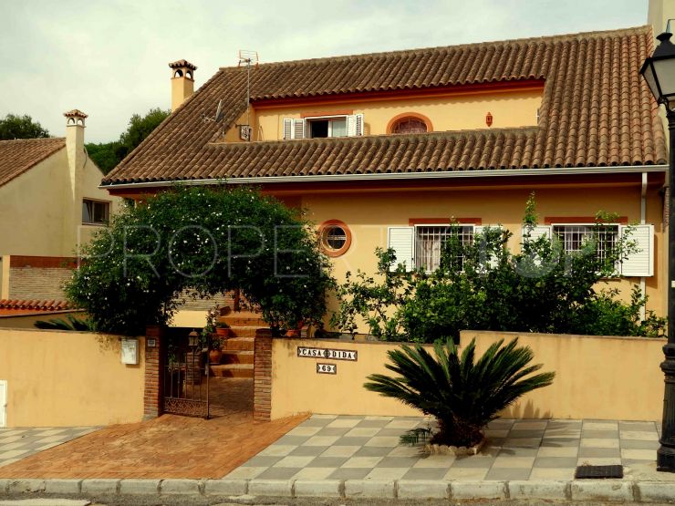Semi detached villa for sale in Pueblo Nuevo de Guadiaro | John Medina Real Estate