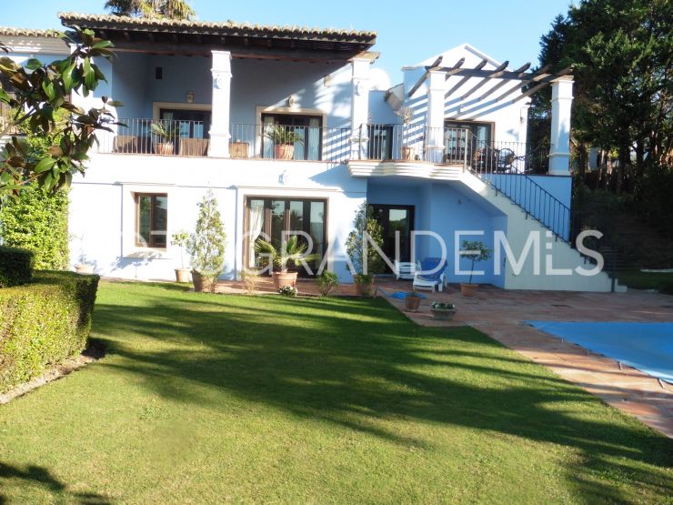 Villa a la venta en Sotogrande Alto | John Medina Real Estate