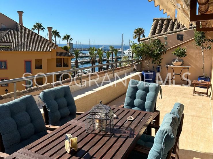 Ático de 3 dormitorios en Sotogrande Puerto Deportivo | John Medina Real Estate