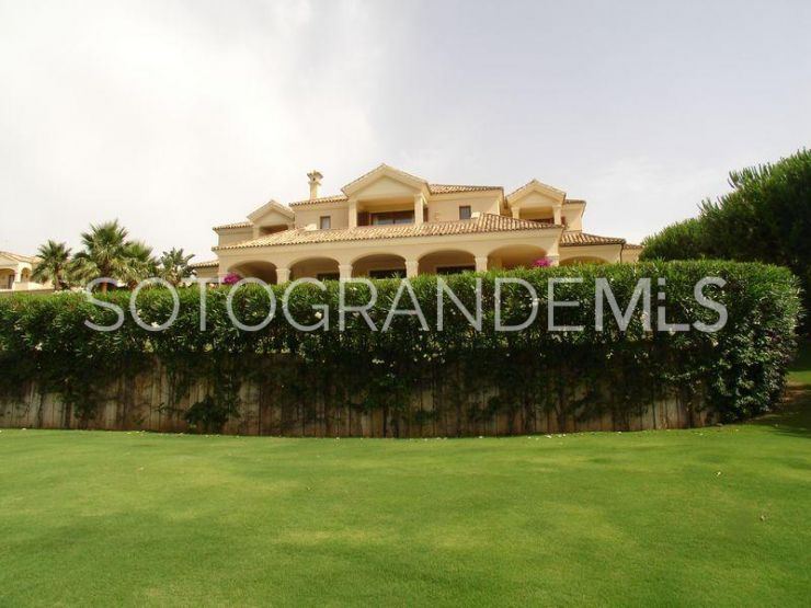 For sale villa in Zona F | John Medina Real Estate