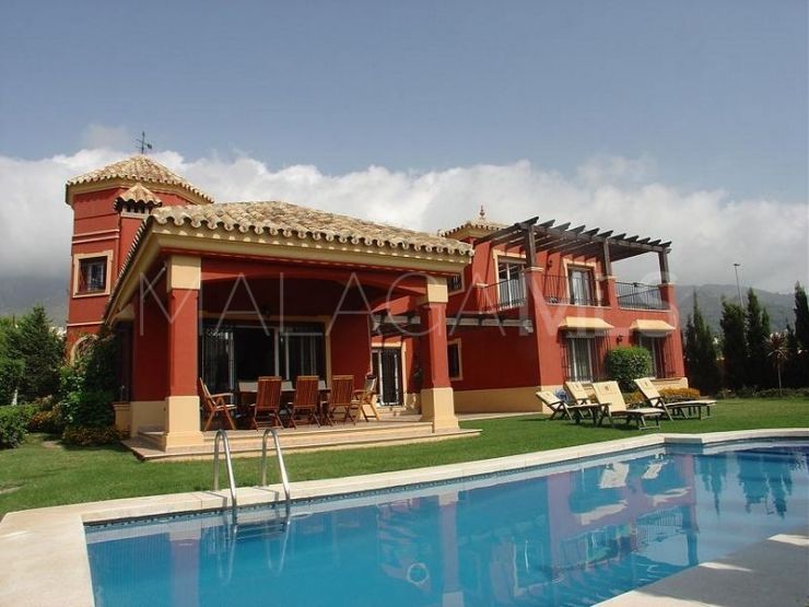Villa for sale in Marbella with 3 bedrooms | Nevado Realty Marbella