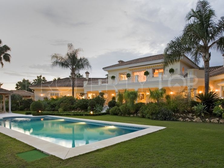 For sale villa in La Cerquilla with 6 bedrooms | Gabriela Recalde Marbella Properties