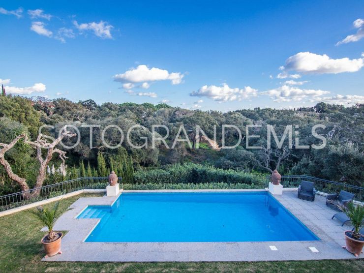 For sale villa in Los Altos de Valderrama with 5 bedrooms | BM Property Consultants