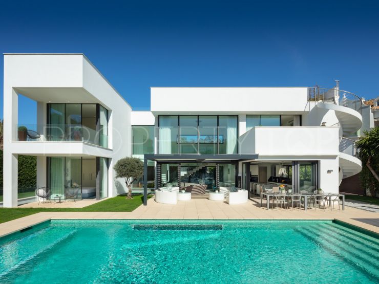 Villa con 7 dormitorios a la venta en Marbella - Puerto Banus | Bemont Marbella