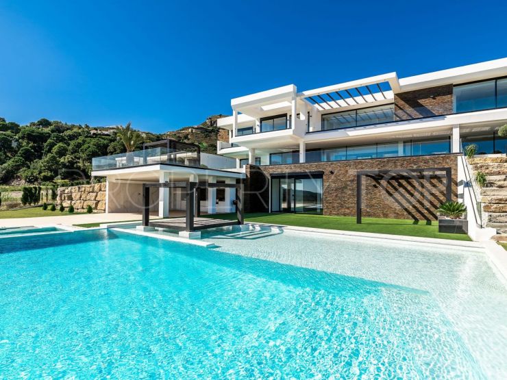 Villa en venta con 6 dormitorios en Marbella Club Golf Resort | Bemont Marbella