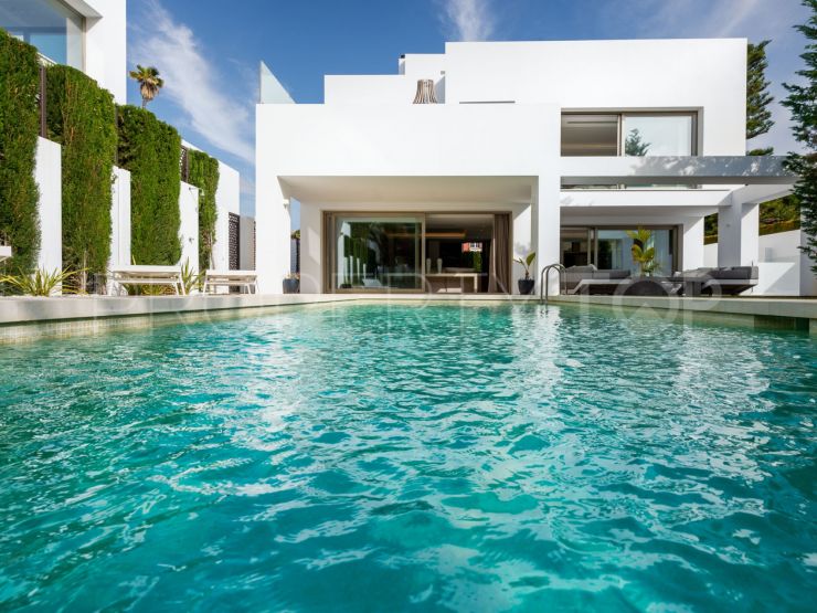 Marbella Golden Mile villa with 4 bedrooms | Bemont Marbella