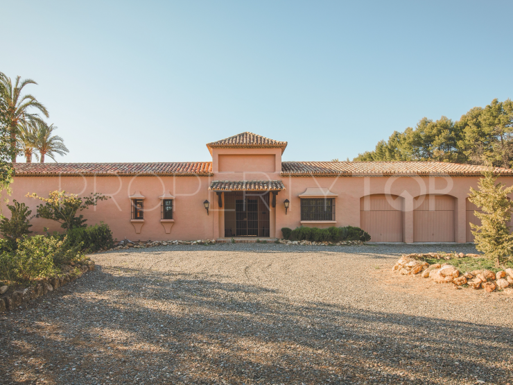 Villa in Hacienda las Chapas, Marbella East | Villa Noble