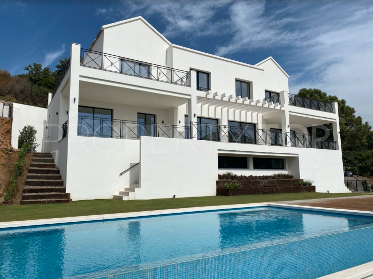Buy Monte Mayor villa | Villa Noble