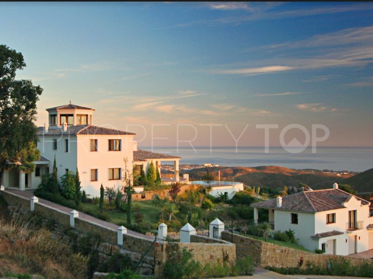 Se vende villa pareada en Marbella Club Golf Resort | Villa Noble
