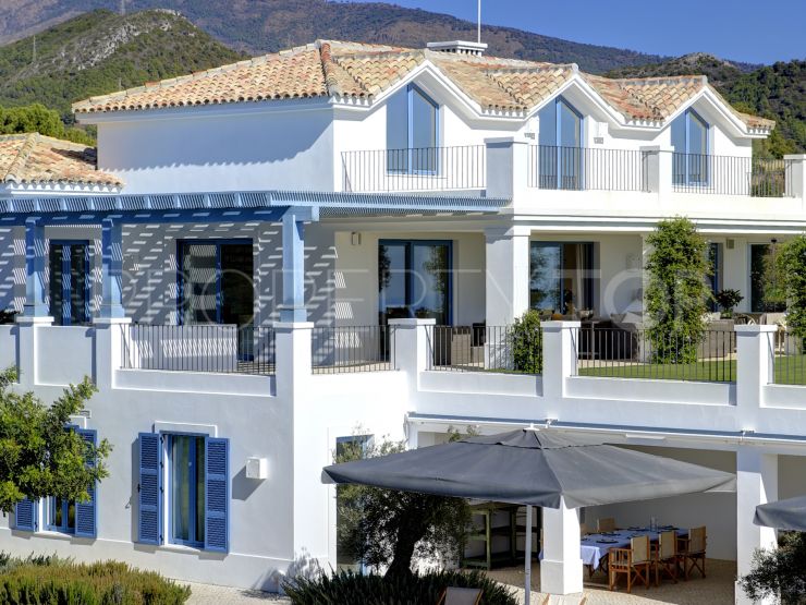 Buy Monte Mayor villa with 5 bedrooms | Villa Noble