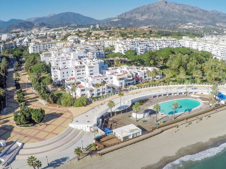 Apartamento en venta con 3 dormitorios en Playas del Duque, Marbella - Puerto Banus | Banus Property