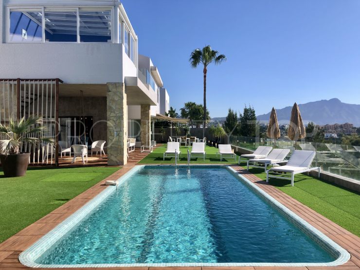 For sale villa with 3 bedrooms in Nueva Atalaya, Estepona | Luxury Villa Sales