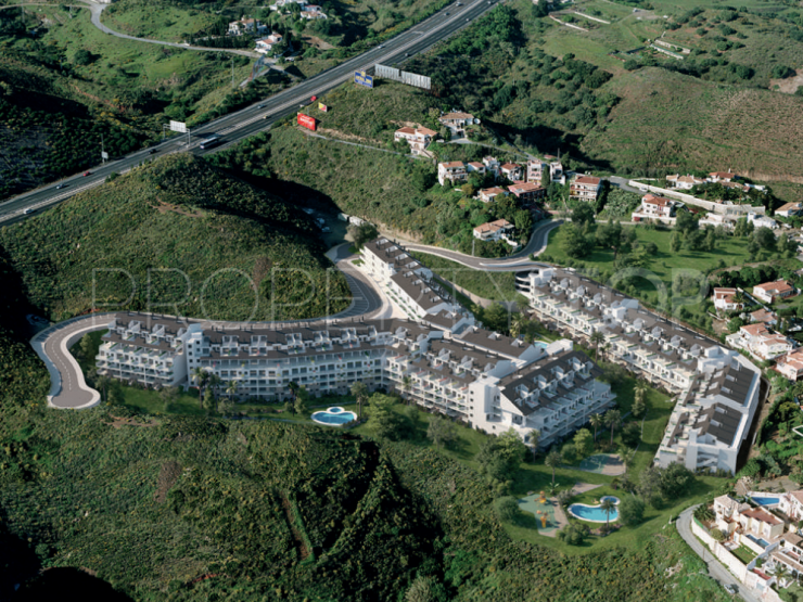 Duplex penthouse in Fuengirola Puerto | Luxury Villa Sales