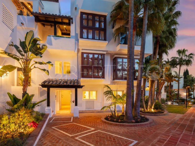 Marbella Golden Mile apartment | Luxury Villa Sales